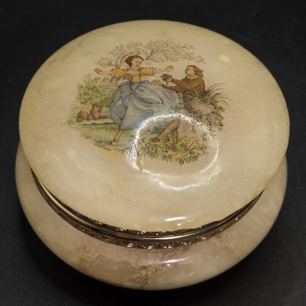 Alabaster Italy Trinket Powder Box Courting Lovers Victorian Rehausse A La Main